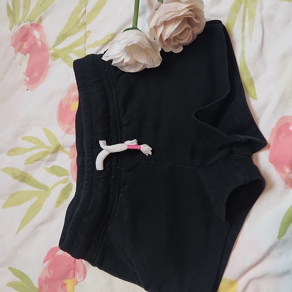 Cat & Jack 2T Black Shorts